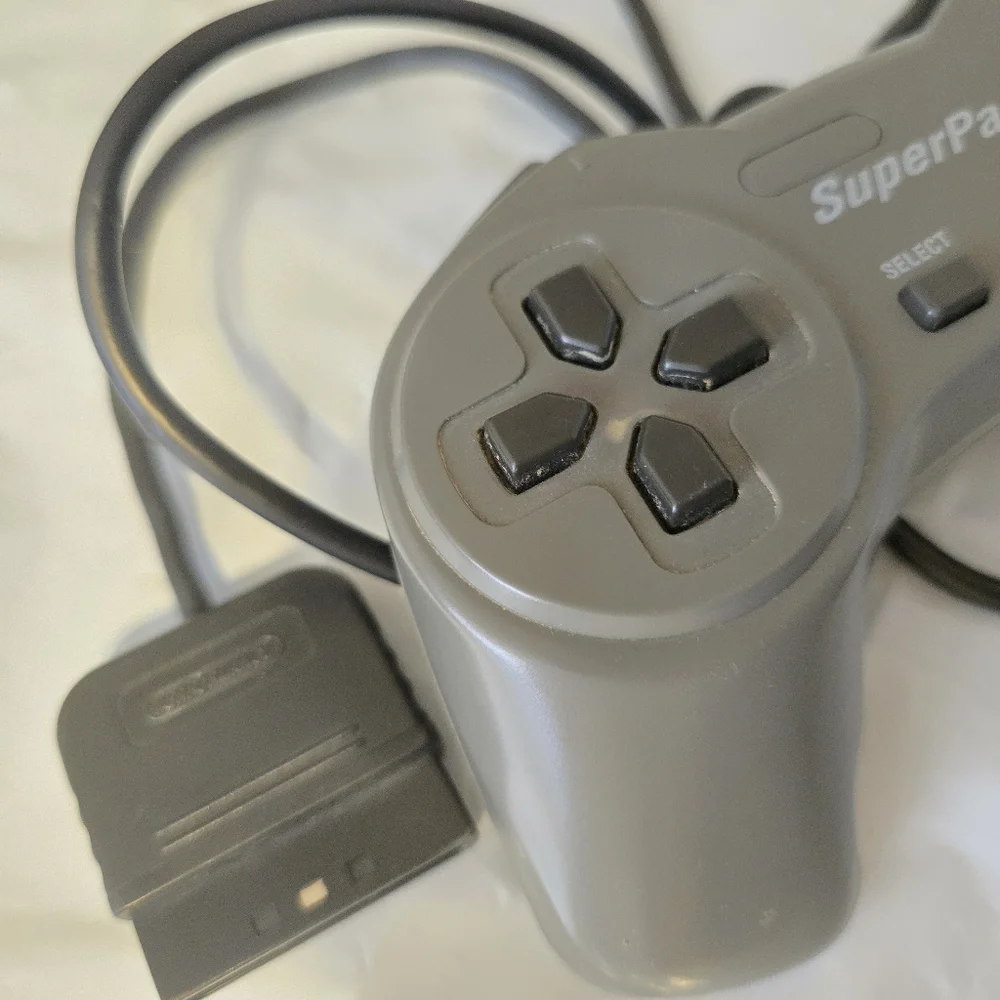 PlaystationnGray Wired Game Controller super pad